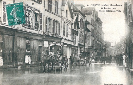 Grande crue de la Seine à TROYES en 1910